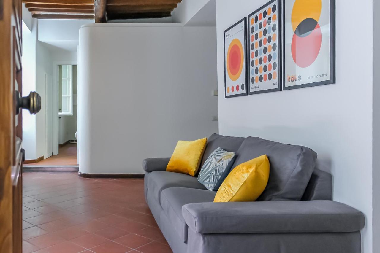 Appartamento Del Battistero - Affitti Brevi Italia ลุคคา ภายนอก รูปภาพ